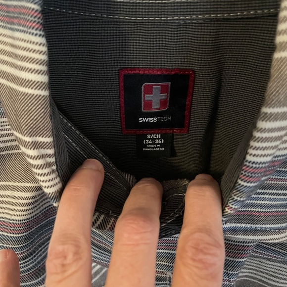 Swiss Tech - Mens Small - button down - Picture 2 of 2